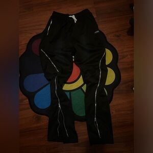 Stacked flare sweatpants feel great quality